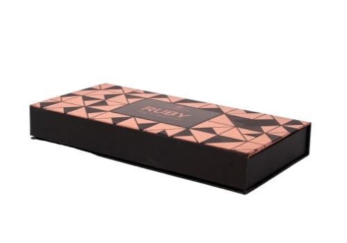 ruby pink black luxury box | boite rose et noire luxe Ruby